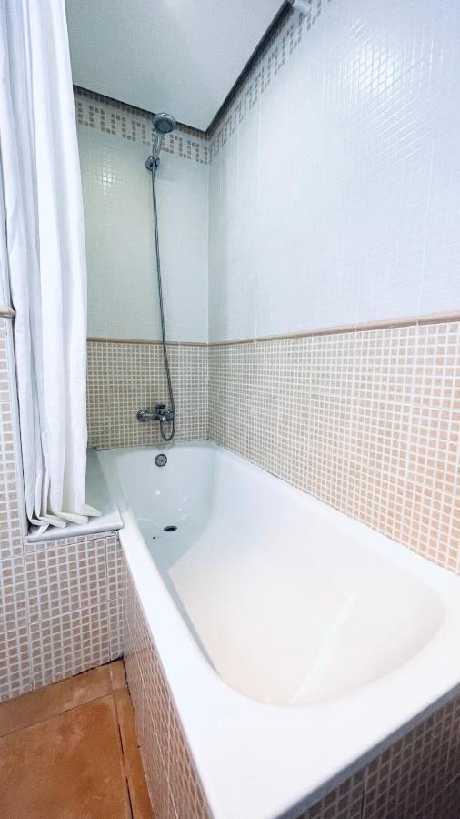 Beautiful 1 Bedroom Apartment In Albir El Albir Exteriör bild