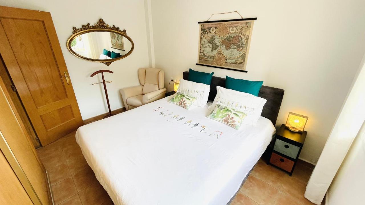 Beautiful 1 Bedroom Apartment In Albir El Albir Exteriör bild